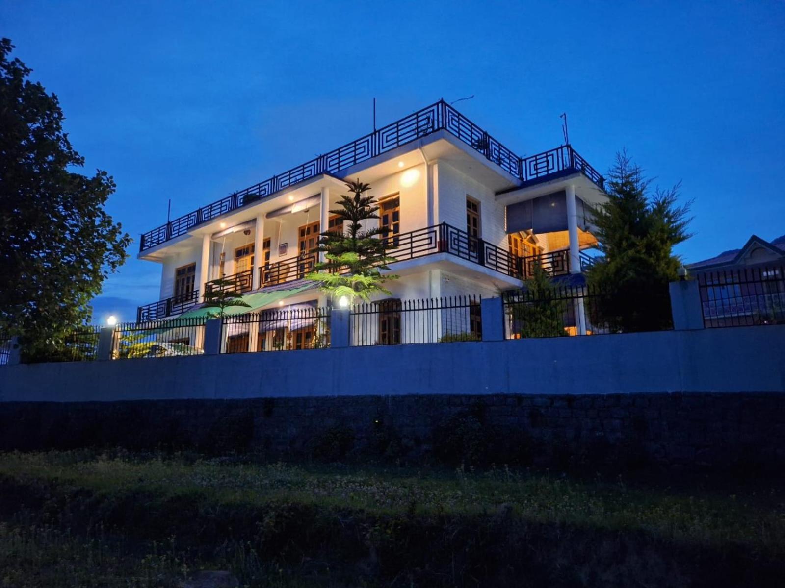 La Maison - A Boutique Bed And Breakfast Bīr Exterior foto